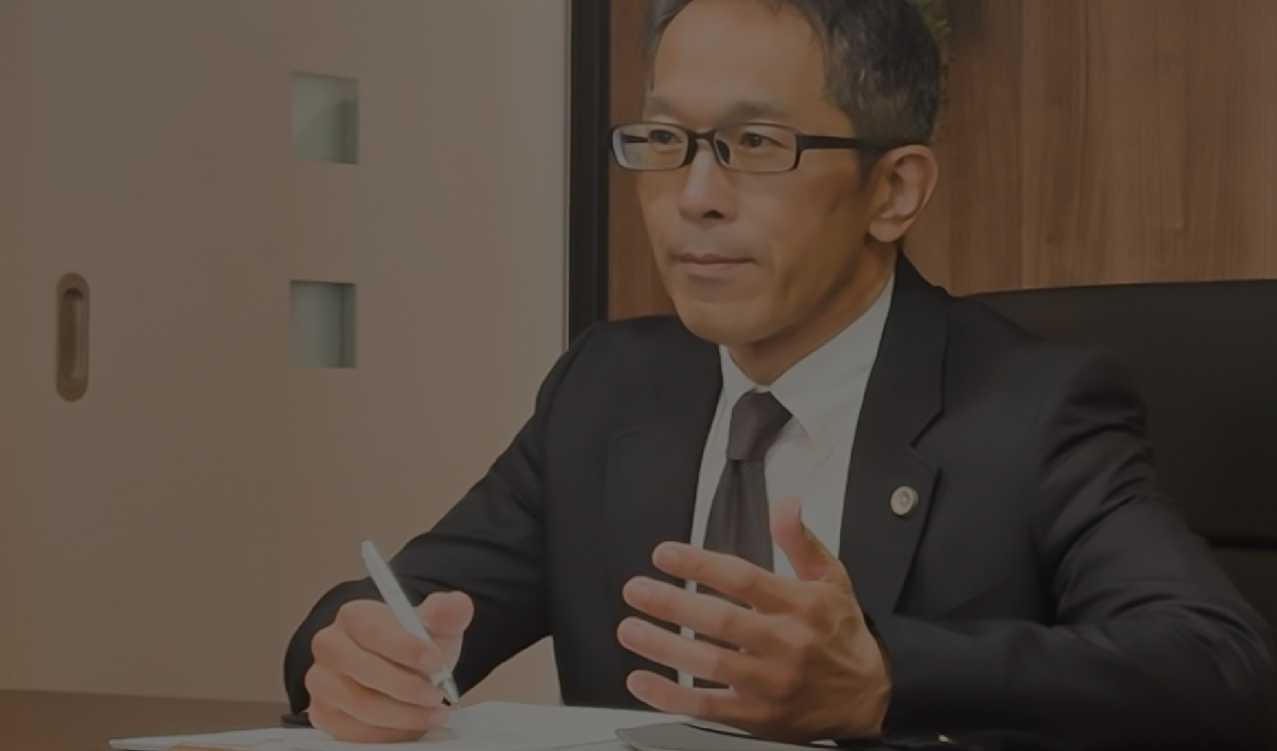 オフィシャルサイトへ